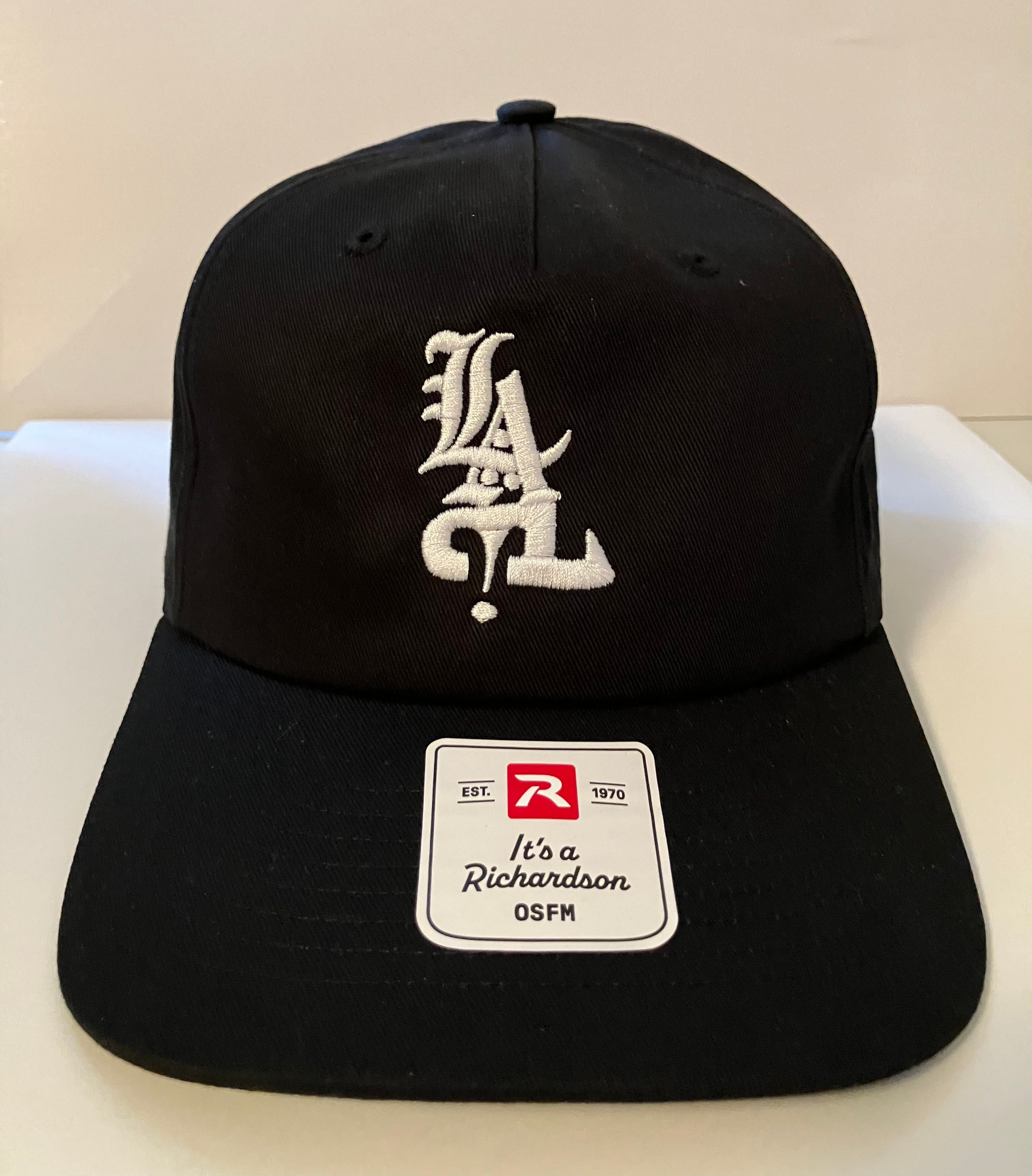 Adjustable snap on style hats