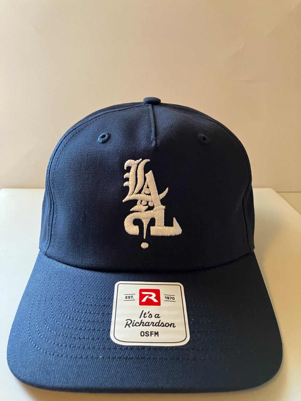 Adjustable snap on style hats